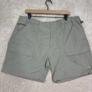 The North Face Shorts Mens Size XXL Nylon Hiking Outdoor‎ Beige